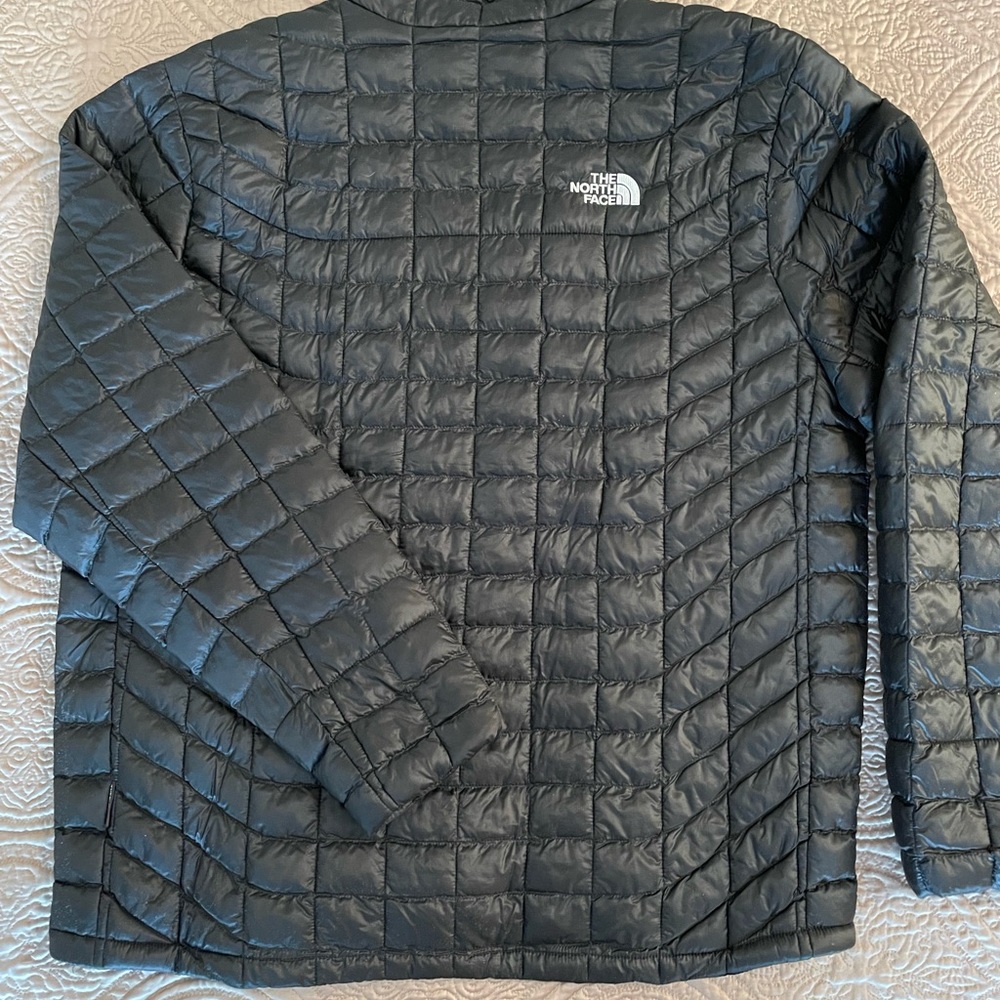 The North Face thermoball jacket. NWT.